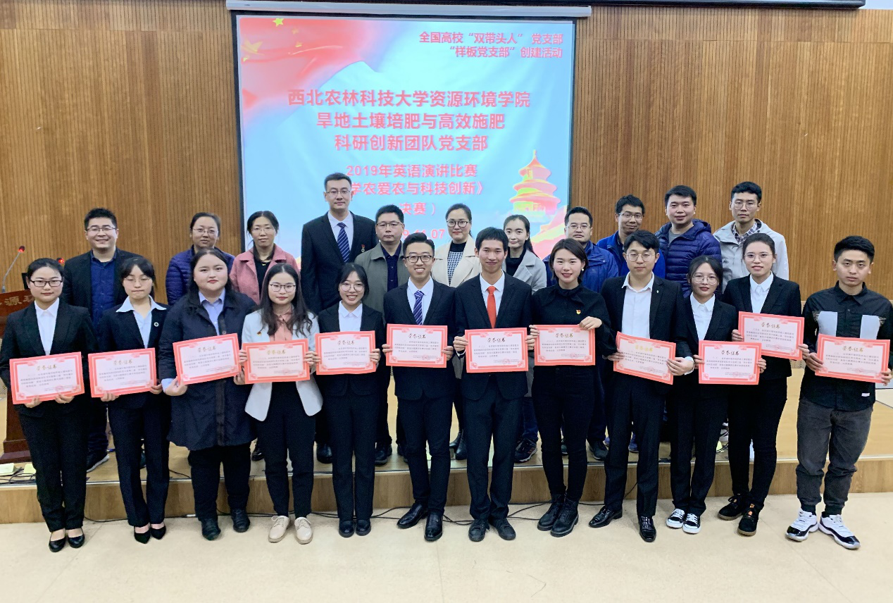 33fb714555214eeab92eeb9244732283.png 33fb714555214eeab92eeb9244732283.png