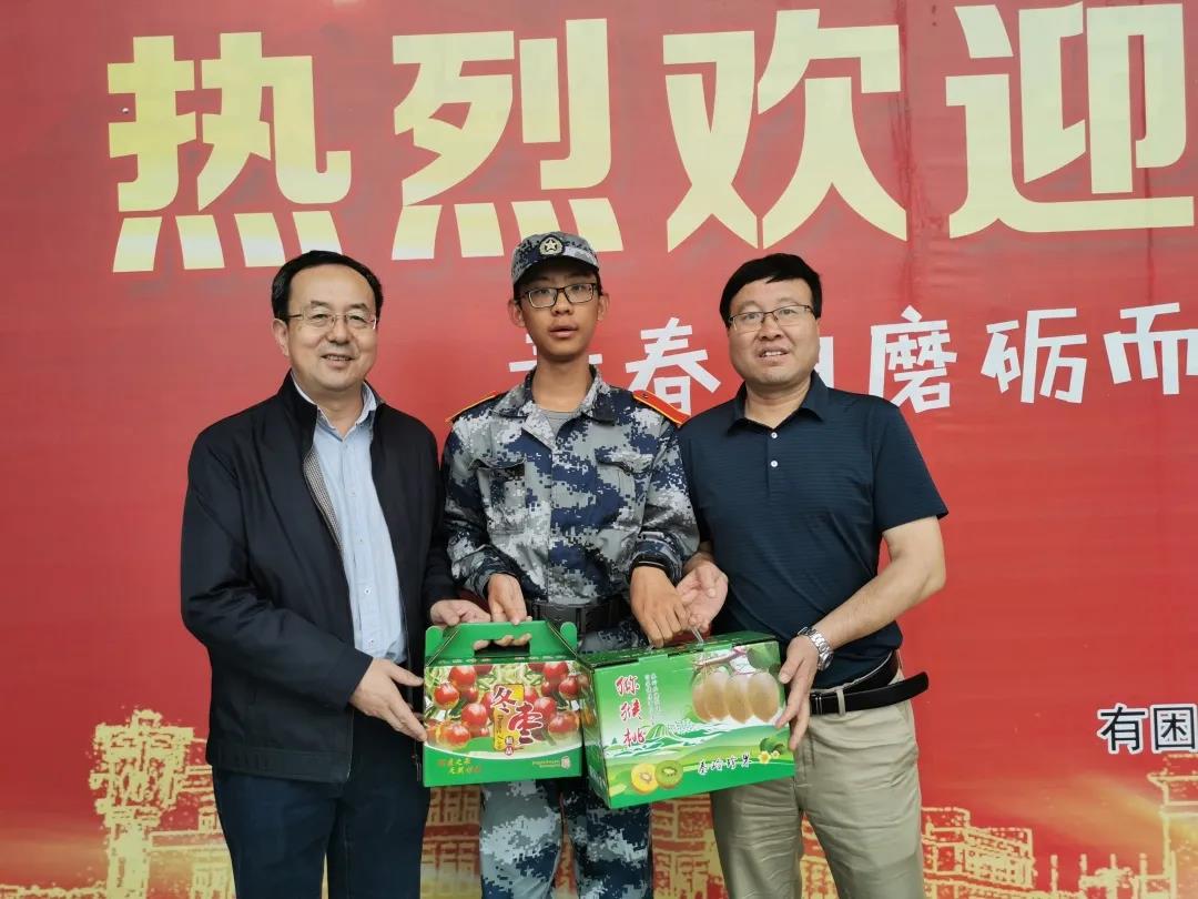 4c5c0c8a3ded447db42f0f03c1c29ad1.jpg 4c5c0c8a3ded447db42f0f03c1c29ad1.jpg