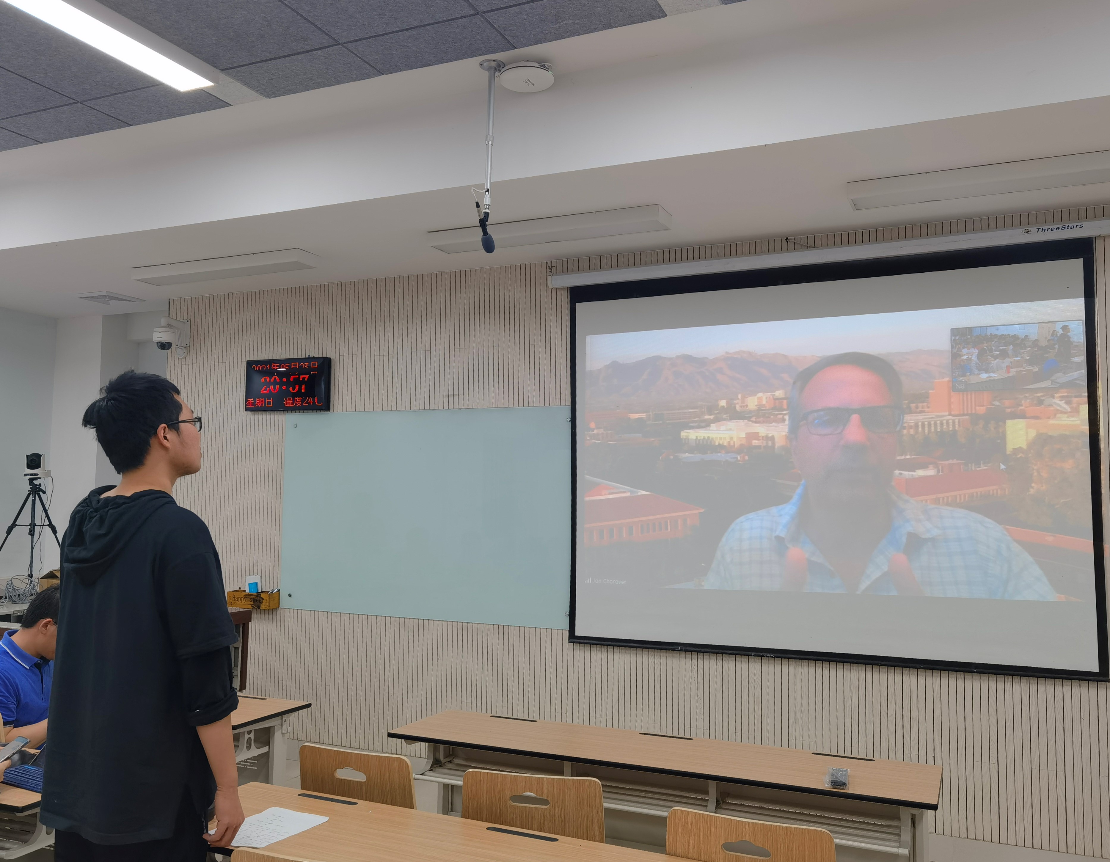 2fd697ee4f364c739e453298bd185d5a.jpg 2fd697ee4f364c739e453298bd185d5a.jpg