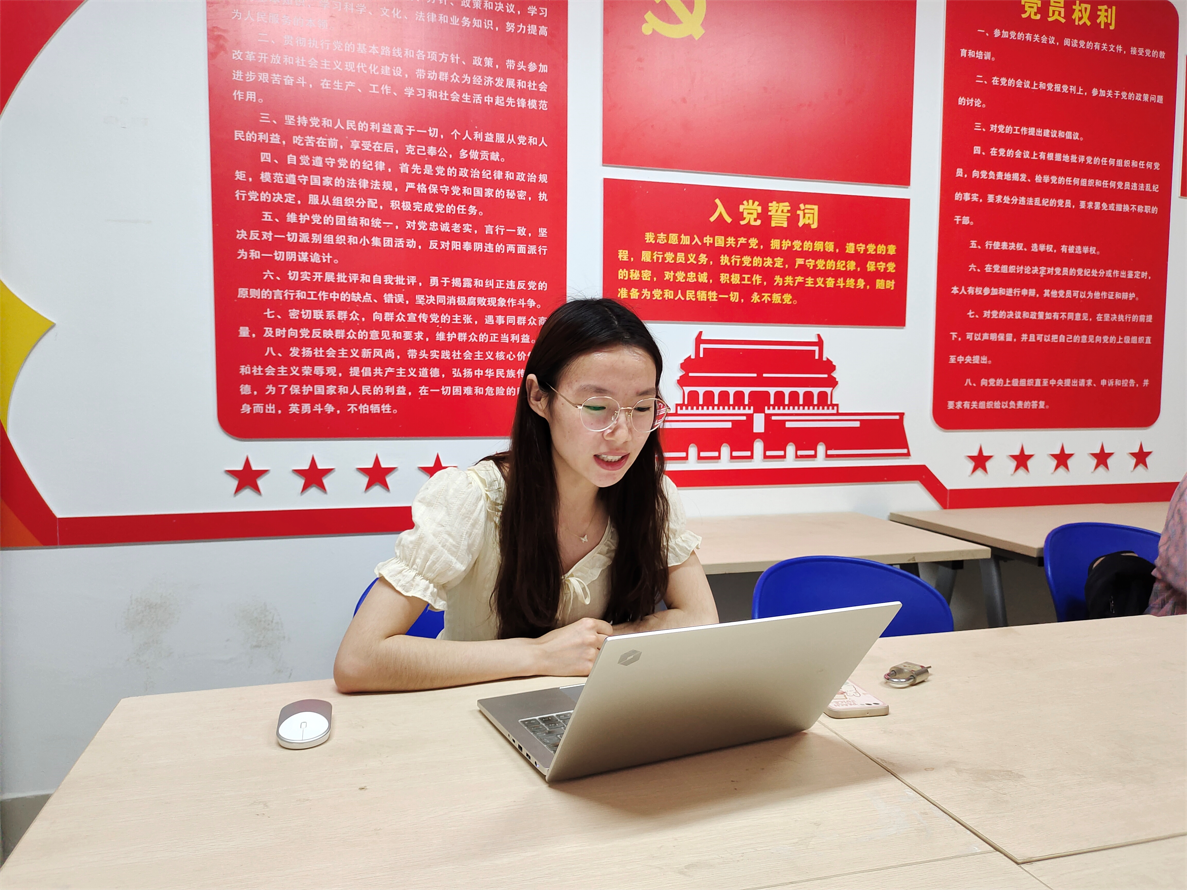 e6d967b1e4254667a4ad23f50c4e01cb.png e6d967b1e4254667a4ad23f50c4e01cb.png