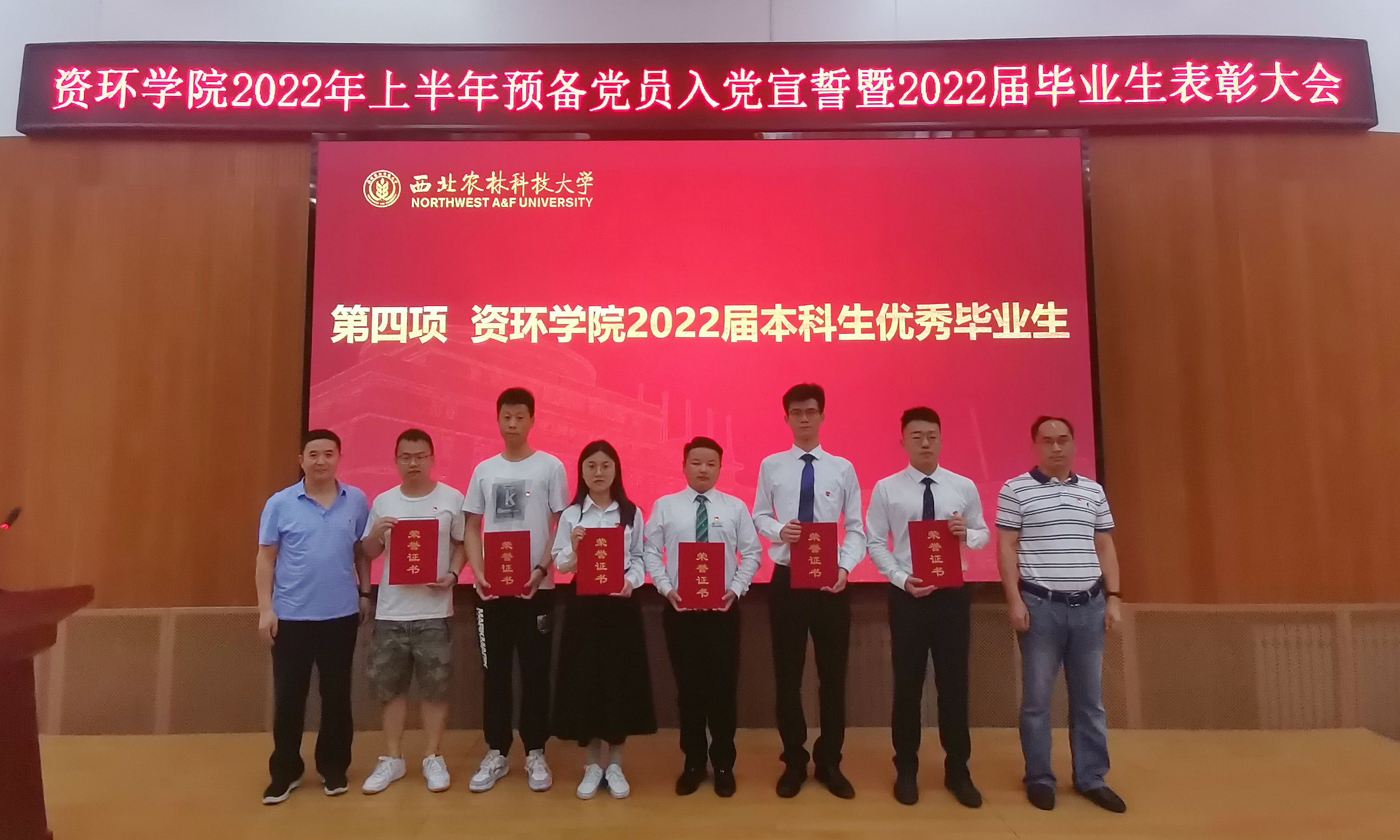 b7de9d6d8cd44f27b2d64a122f40acf1.jpg b7de9d6d8cd44f27b2d64a122f40acf1.jpg