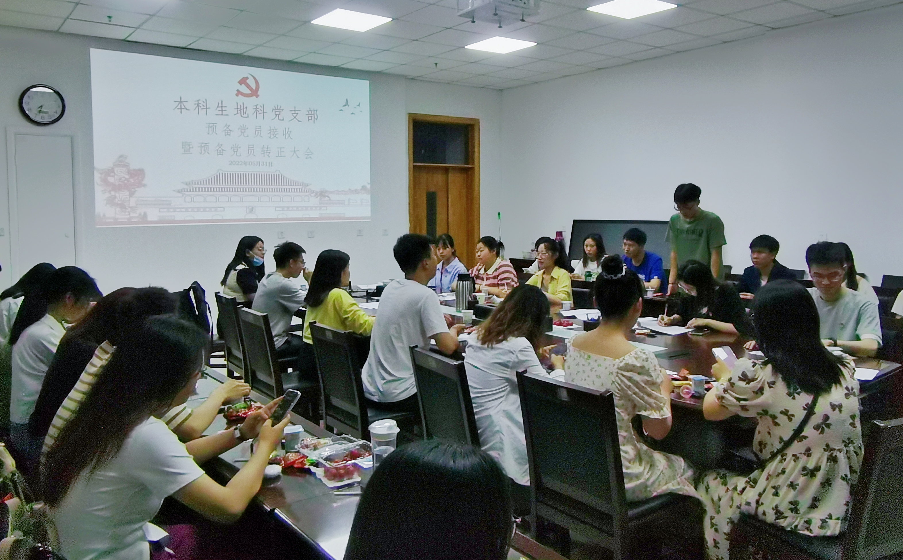 f47ced83241944b5b43ad1ca25e7ce88.jpg f47ced83241944b5b43ad1ca25e7ce88.jpg