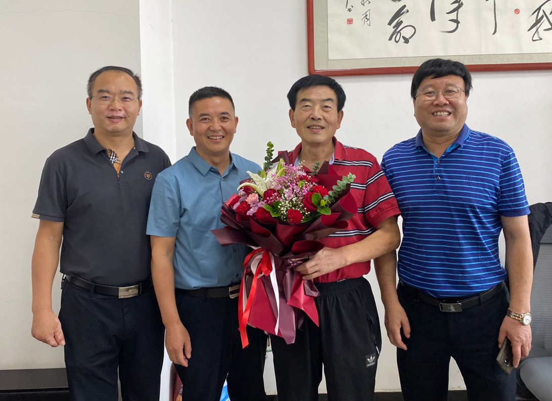 6e8a5597dd25467b85fbfe173328ca2d.png 6e8a5597dd25467b85fbfe173328ca2d.png