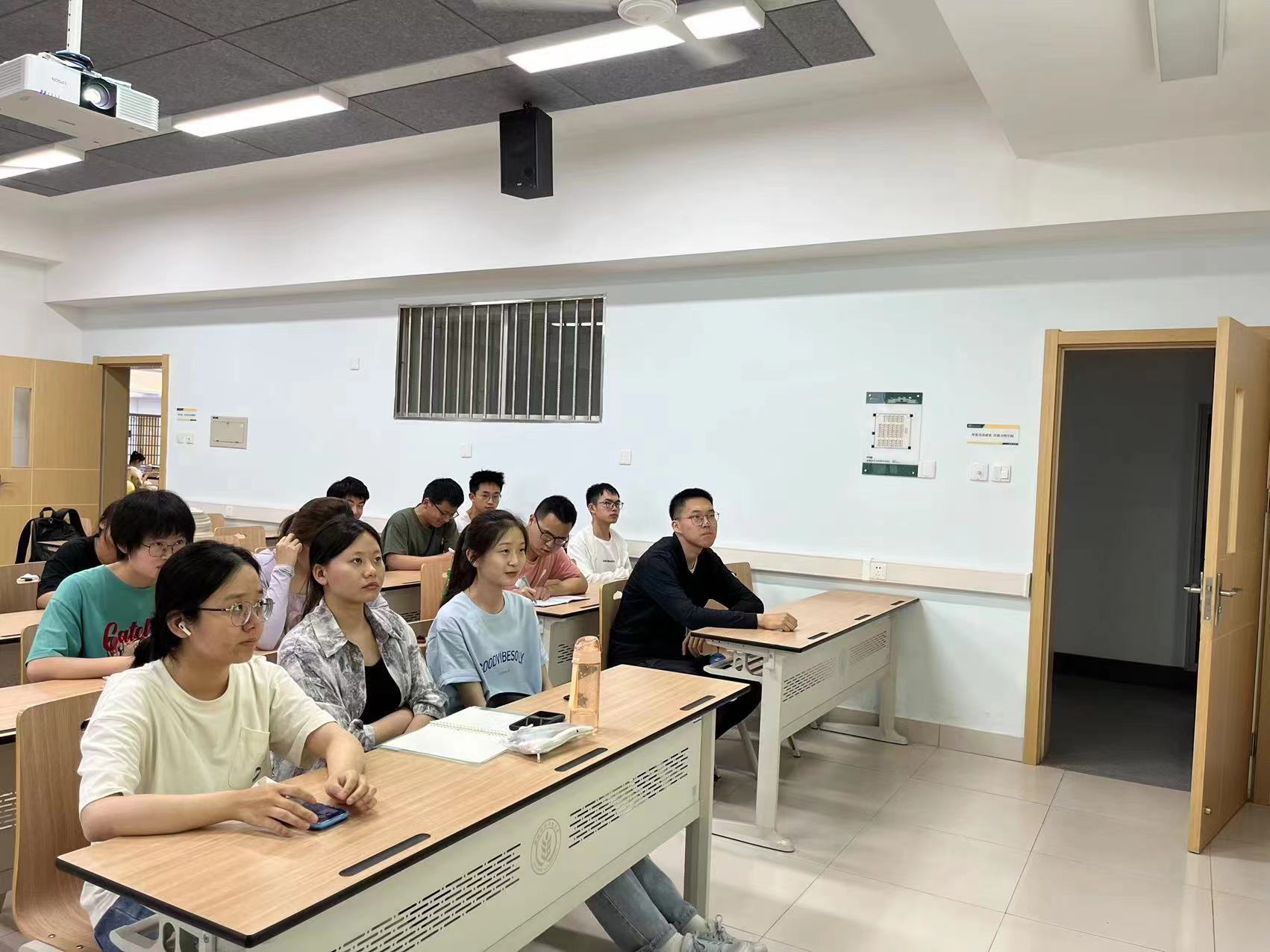 0f9e49d2d3ec4785b29eda8be56329f2.jpg 0f9e49d2d3ec4785b29eda8be56329f2.jpg