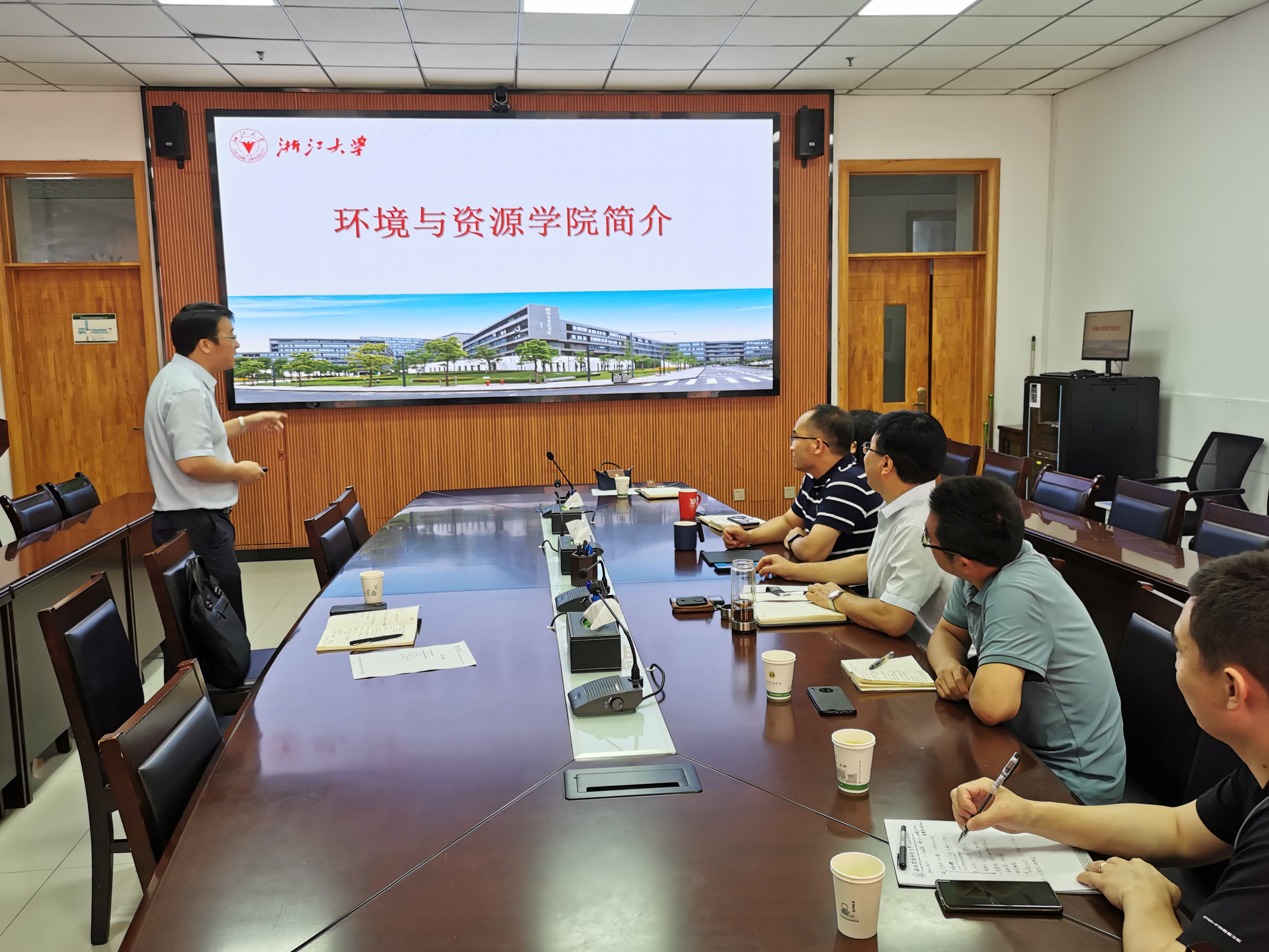 f02e97c61cd54d168b3d784e30984b9e.jpg f02e97c61cd54d168b3d784e30984b9e.jpg